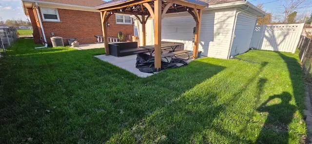 Turf Doctor — photo from the business 9