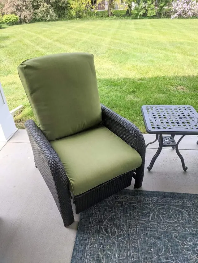 Freda's Tailoring & Upholstering — photo from the business 12