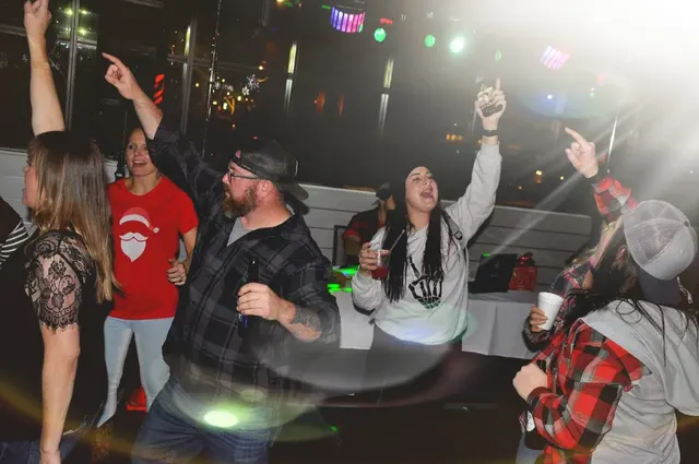 DJ C-LO Entertainment — photo from the business 9
