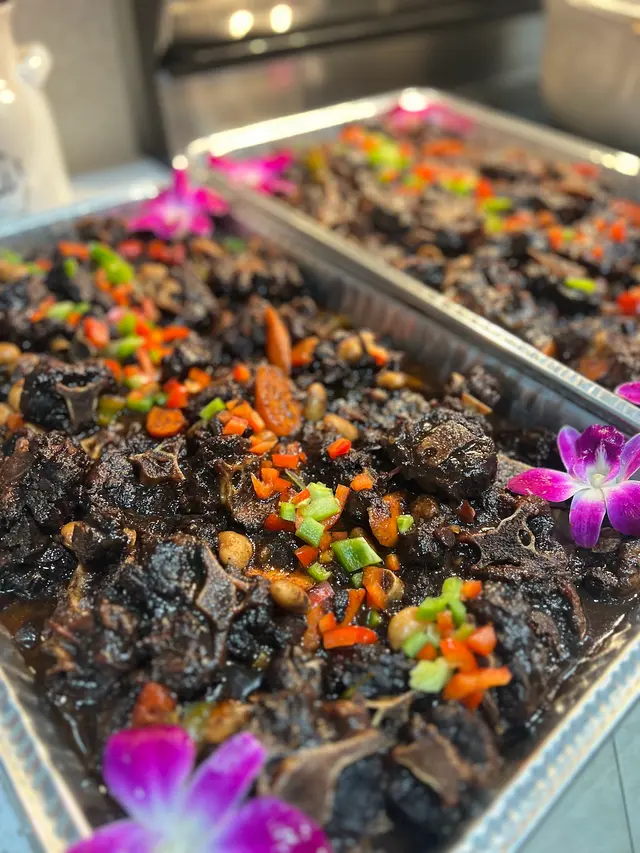 Coal Stove Jamaican Kitchen - Catering — photo from the business 6