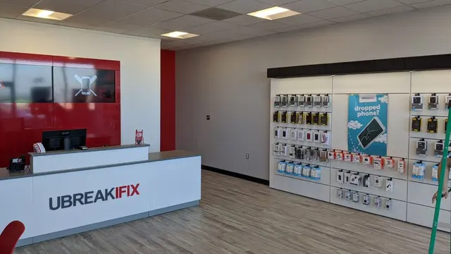 uBreakiFix - Phone and Computer Repair — photo from the business 1