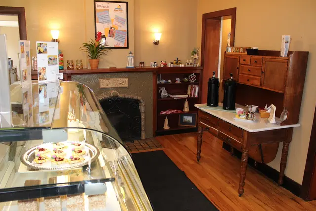 Auntie Rae’s Sweets and Tea Parties — photo from the business 1