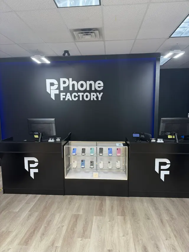 Phone Factory — customer photo 8