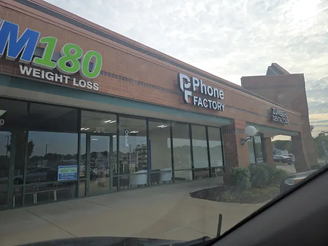 Phone Factory — customer photo 4