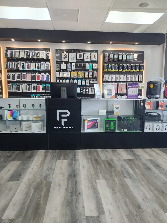Phone Factory — customer photo 9