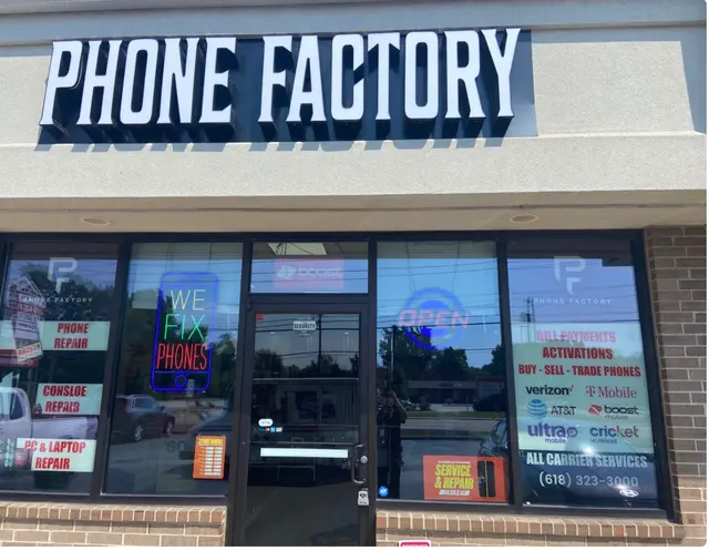 Phone Factory — customer photo 3