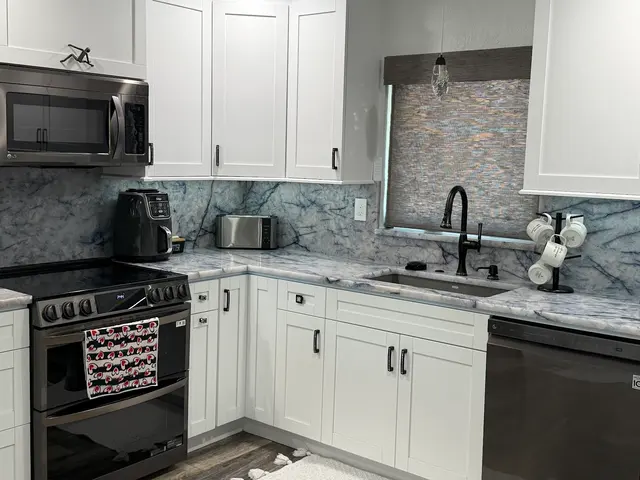 Above & Beyond Specialized Cleaning LLC — photo from the business 4