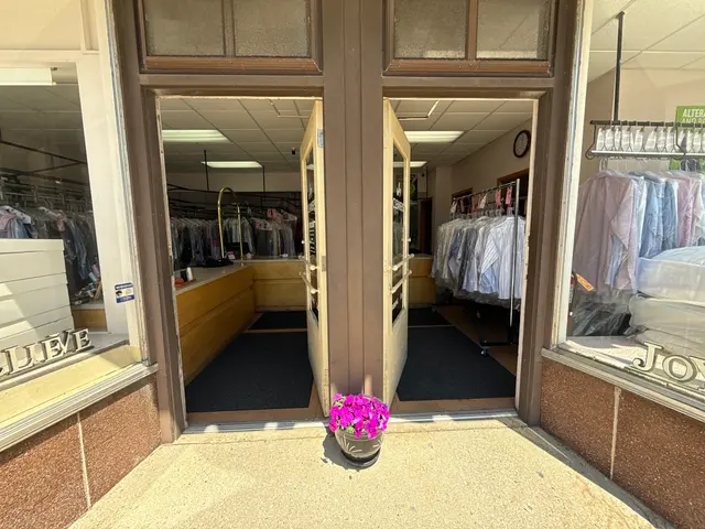 Joy Cleaners — photo from the business 3