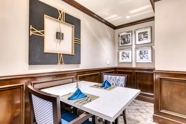 Hollywood Hills Senior Living — photo from the business 9