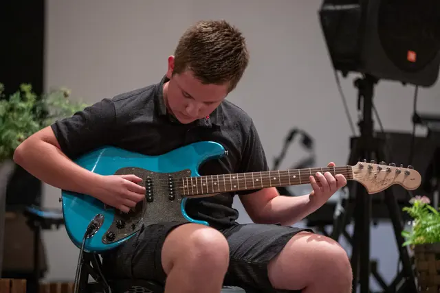 Josh Halbert Guitar Lessons and Piano Lessons Everett & Marysville — photo from the business 2