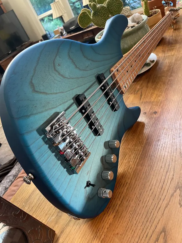 Mike Lull's Guitar Works — customer photo 4