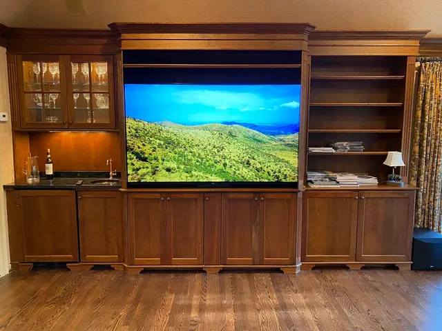 On Screen Electronics LLC — photo from the business 11