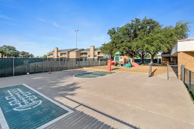 South Willis KinderCare — photo from the business 6