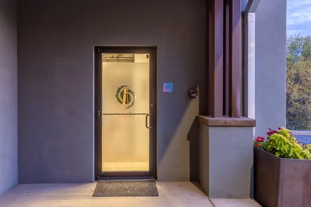 salt 360 float studio — photo from the business 4