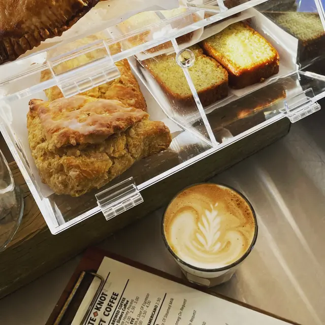 Tite Knot Craft Coffee — photo from the business 4
