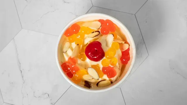 Cuppa Yo Frozen Yogurt Redmond, OR — customer photo 3