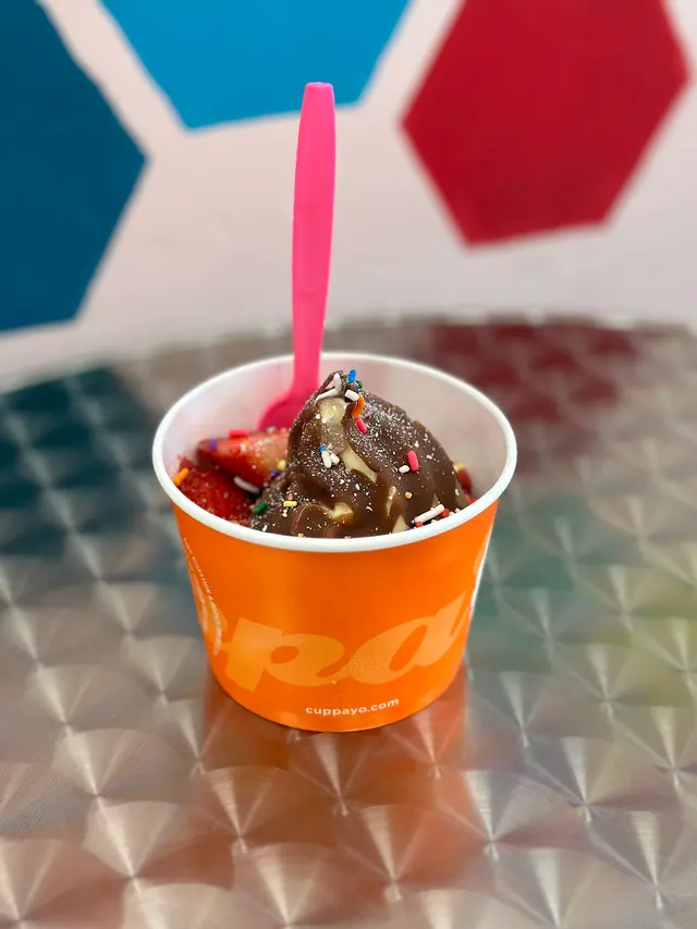 Cuppa Yo Frozen Yogurt Redmond, OR — customer photo 10