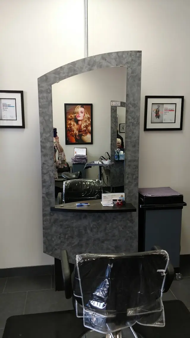 Bella's Hair Studio — photo from the business 11