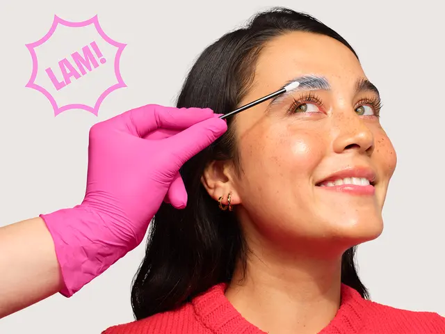Benefit Cosmetics BrowBar — photo from the business 3