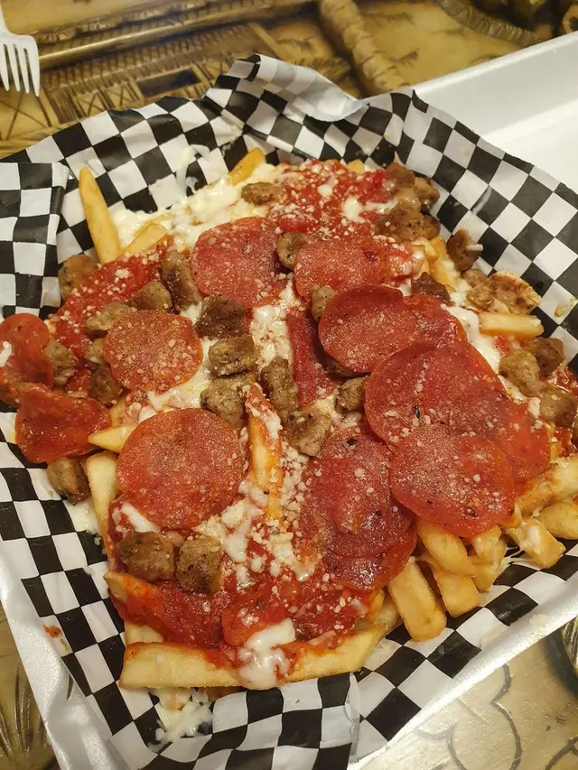 Al's Pizza Burger & Fries Joint — photo from the business 2