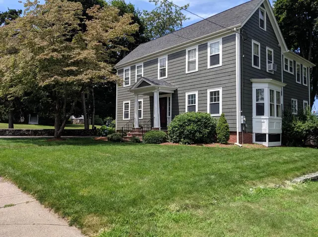 Velvet Green Organic Lawn Care — photo from the business 7
