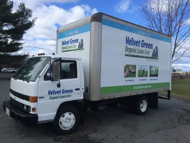 Velvet Green Organic Lawn Care — photo from the business 4