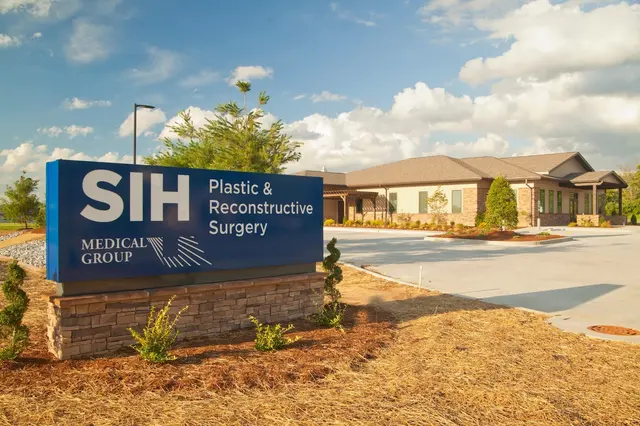 SIH Dermatology and Plastic Surgery — photo from the business 2