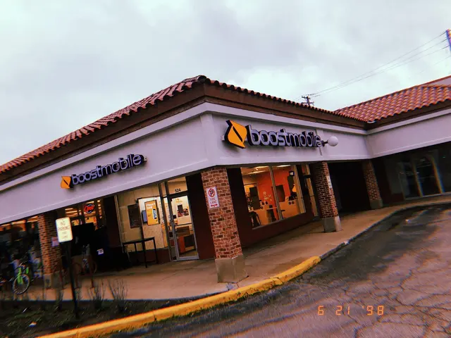 Boost Mobile — customer photo 7