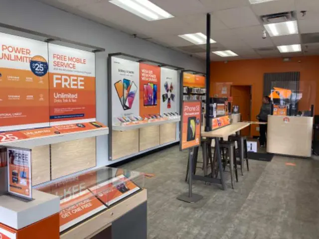 Boost Mobile — photo from the business 2
