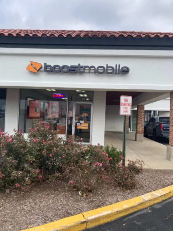Boost Mobile — photo from the business 8