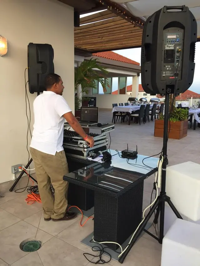DJ Karizma Entertainment — photo from the business 4