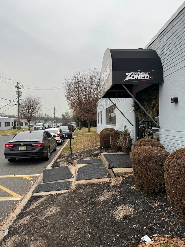 Zoned Inc — customer photo 10