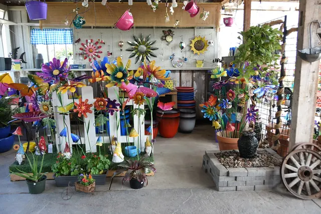 Pleasant Prairie Greenhouse / Urban Landscaping — customer photo 7