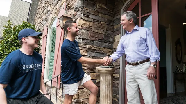 Undergrads Moving Orlando — photo from the business 1