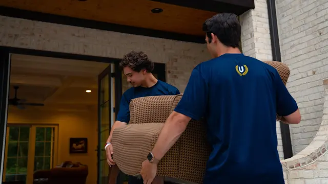 Undergrads Moving Orlando — photo from the business 9