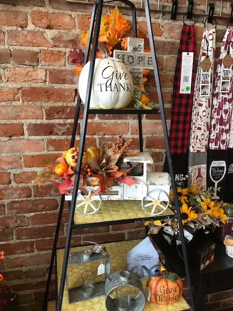 Cafe Sign Floral and Gift — photo from the business 4