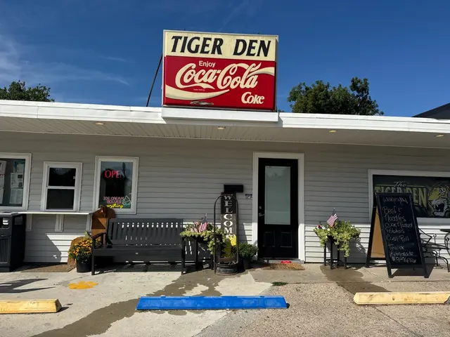 The Tiger Den — photo from the business 3