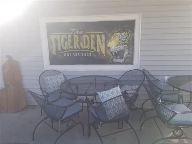 The Tiger Den — photo from the business 10