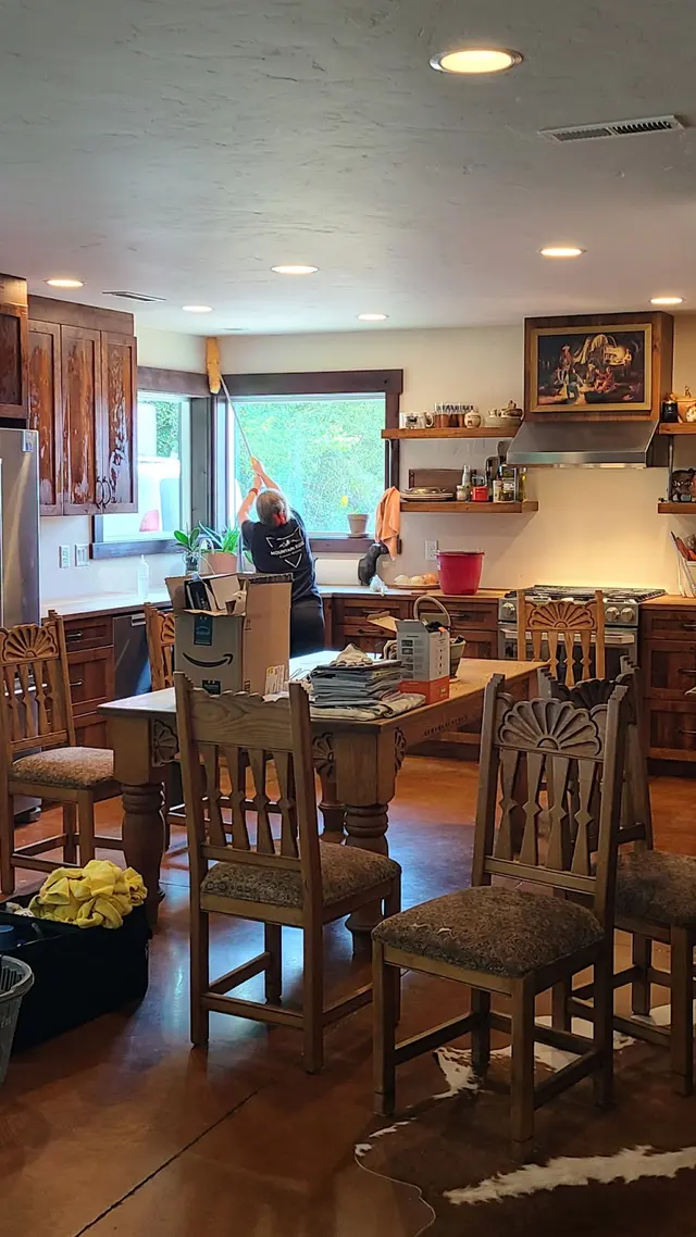 Mountain Ridge Cleaning — photo from the business 10