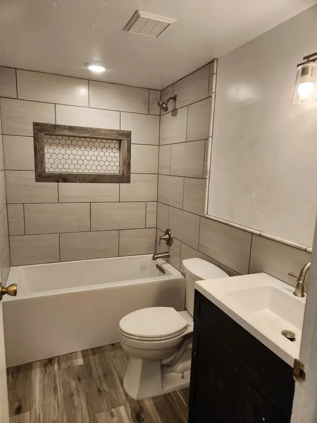 Hurleys Home Remodeling — customer photo 3