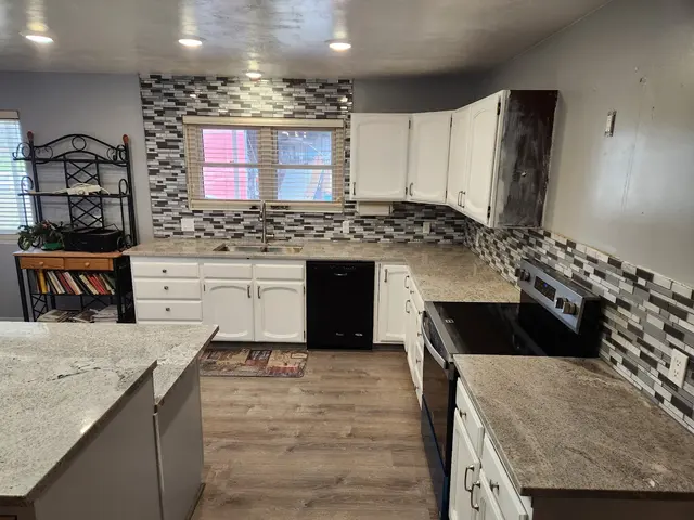 Hurleys Home Remodeling — customer photo 2