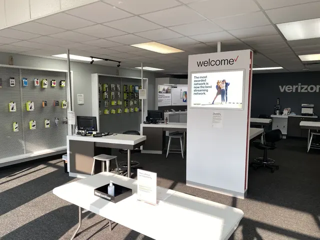 Verizon — photo from the business 3