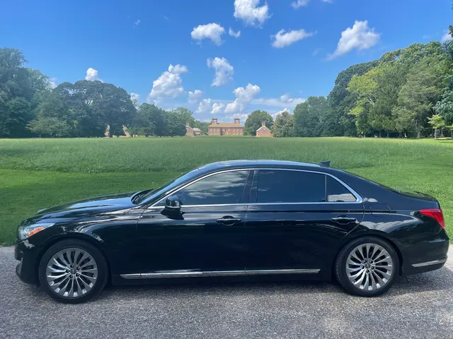 Couples Limousines — photo from the business 11