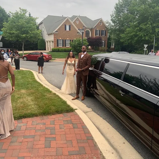 Couples Limousines — photo from the business 6