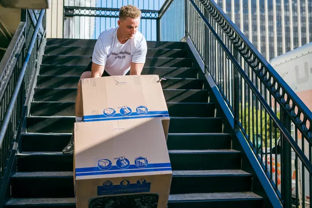 The Local Movers — photo from the business 8