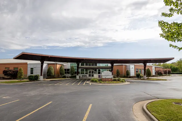 Washington Regional Senior Health Clinic — photo from the business 8
