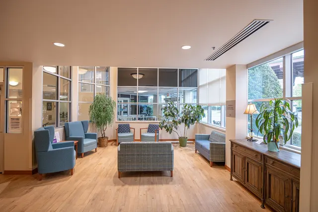 Washington Regional Senior Health Clinic — photo from the business 4