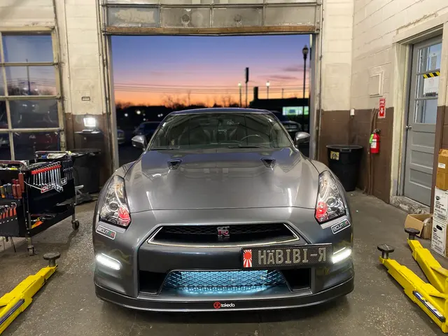 Finny's Complete Auto Repair - Luxury Imports & Exotics Specialists - BMW, Mercedes & More — photo from the business 5
