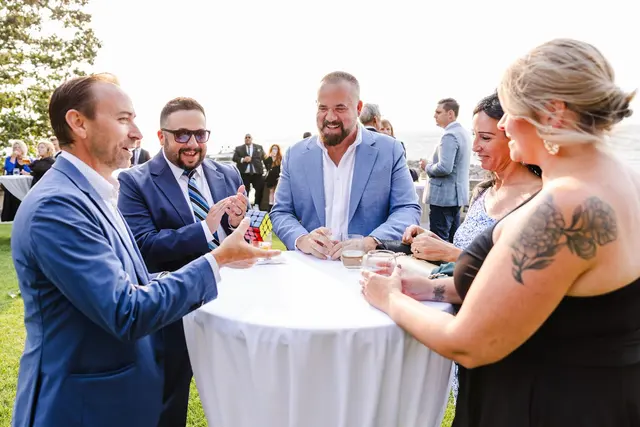 Magician Brian Masters — photo from the business 9