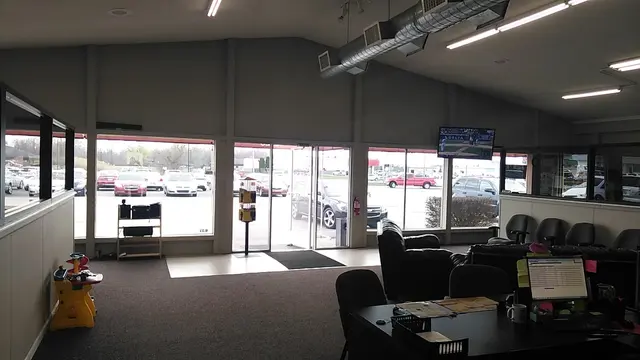 RightWay Auto Sales — customer photo 2